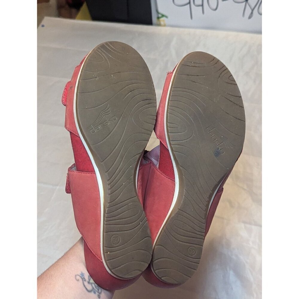Dansko Maddy Milled Red Nubuck Womens SZ 39/8.5 Slip On Slide Sandals - Picture 9 of 16